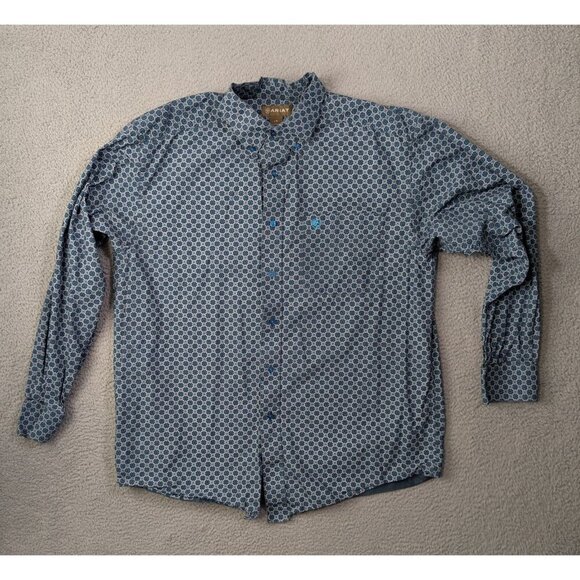 Ariat Other - Ariat Long Sleeve Button Shirt Mens Large Horseshoes Geometric Pattern Print